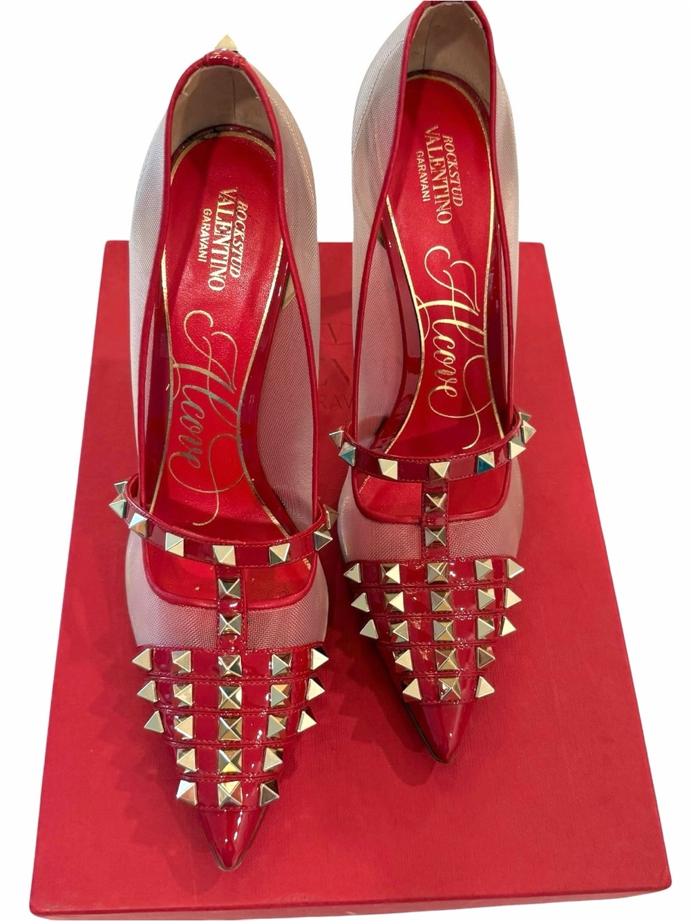 Valentino iconic Rockstud Mesh Pointed-Toe Pump in Red size 39